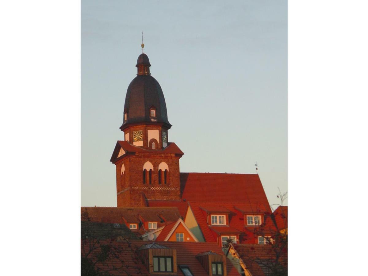 Villa Am Weinberg Waren  Exterior foto